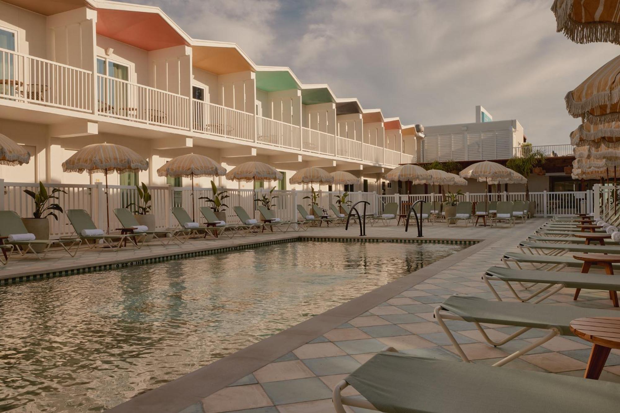 Hotel Lucine กาลเวสตัน ภายนอก รูปภาพ